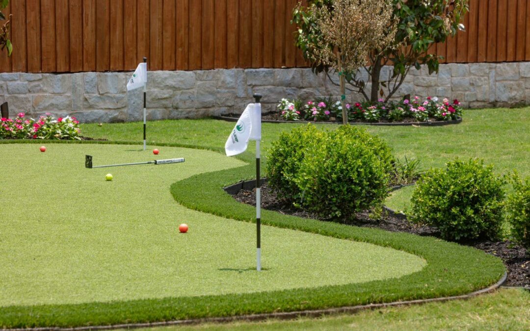 Backyard Putting Green Ideas: Design Ideas To Improve Your Game [12 Examples]
